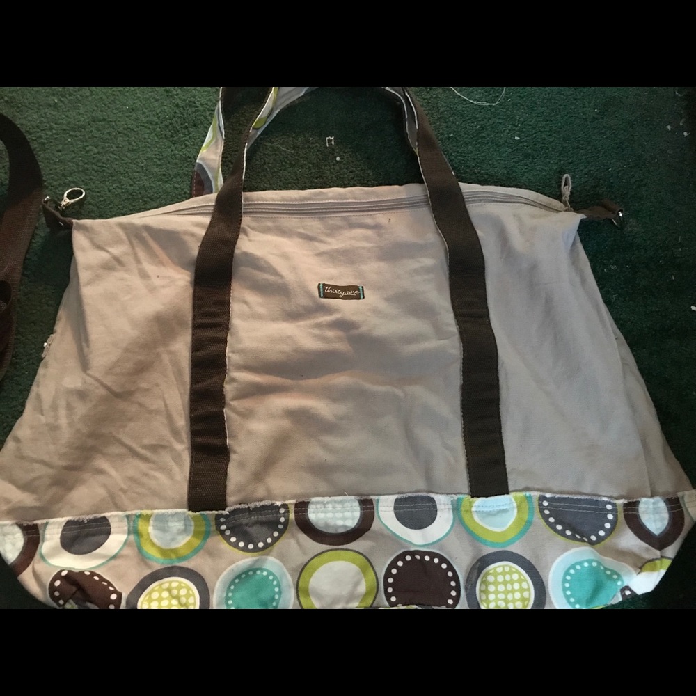 Thirty one retro metro overnight bag